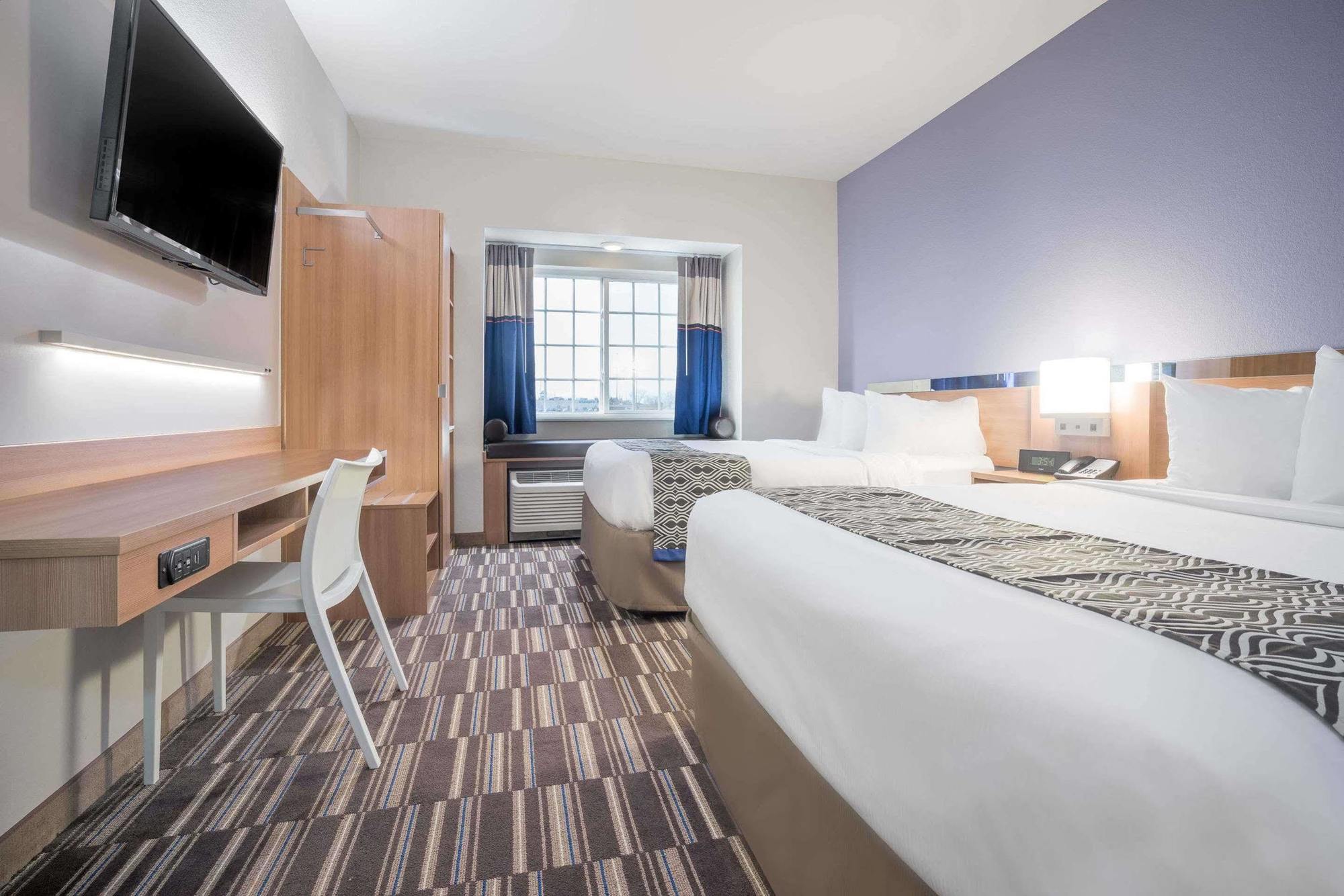 Microtel Inn & Suites By Wyndham Moorhead Fargo Area Zewnętrze zdjęcie