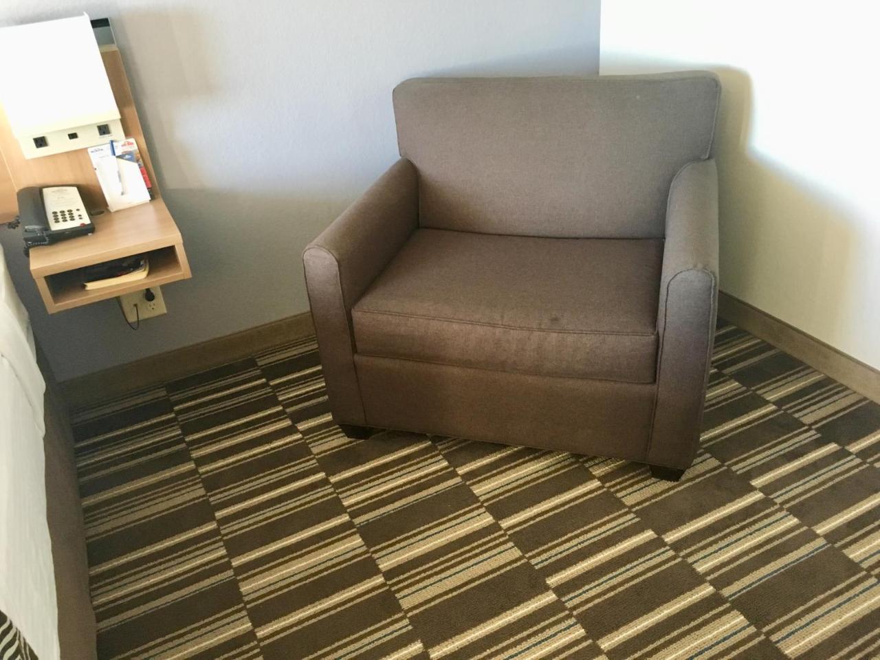 Microtel Inn & Suites By Wyndham Moorhead Fargo Area Zewnętrze zdjęcie